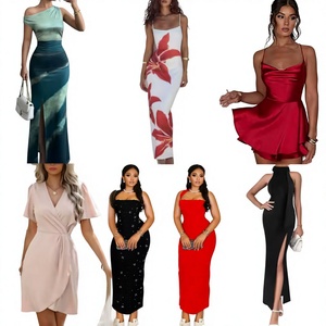 Vêtements à prix bas, vente chaude, robe décontractée pour femmes, vente en gros d'usine, livraison aléatoire, stock de vêtements - Product Image 1
