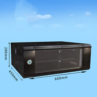 Armoire réseau murale en acier SPCC 2U-24U avec porte en verre trempé, ventilations latérales pour circulation d'air, et trous de sortie arrière/dessus