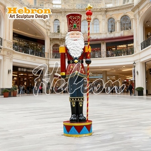 Sculpture de personnage de dessin animé en fibre de verre de haute qualité, soldat britannique Casse-Noisette, décoration de bienvenue pour entrée d'hôtel - Product Image 2