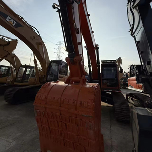 Excavatrice Doosan DX300 d'occasion, performances stables, durable pour les travaux lourds - Product Image 1