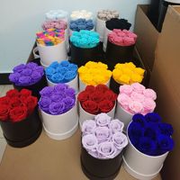 Vente en gros de roses éternelles à tête de fleur pour toujours roses conservées dans une boîte en forme de cœur