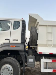 รถบรรทุกซิโนทรัค ฮาวโน่ NX 6x4 แบบดัมพ์ 10 ล้อ เครื่องยนต์ดีเซล 451-500 แรงม้า ยูโร 5 สำหรับงานหนัก ขนส่งวิศวกรรม - Product Image 2