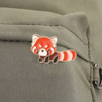 Adorable broche en émail en forme de panda rouge de dessin animé pour veste, sac à dos et tenue décontractée, accessoire de décoration tendance