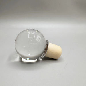 <span class=keywords><strong>Prix</strong></span> d'usine de luxe Forme de boule de cristal Acrylique Synthétique Whisky Vodka Boisson Bouteille Bouchon de liège tapa de botella - Product Image 5