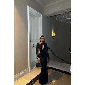 Robe de soirée de luxe noire Arya, col en V, en polyester, coupe fourreau, ornée de perles, de sequins et d'appliques florales en dentelle, style vintage pour soirée - Product Image 1