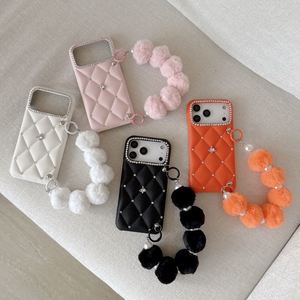 Nueva Funda de Cuero PU con Diamantes y Tacto Suave para <span class=keywords><strong>iPhone</strong></span> Air 16 15 14 <span class=keywords><strong>13</strong></span> 17Pro Max, con Correa de Muñeca de Piel Sintética y Pedrería Brillante - Product Image 1