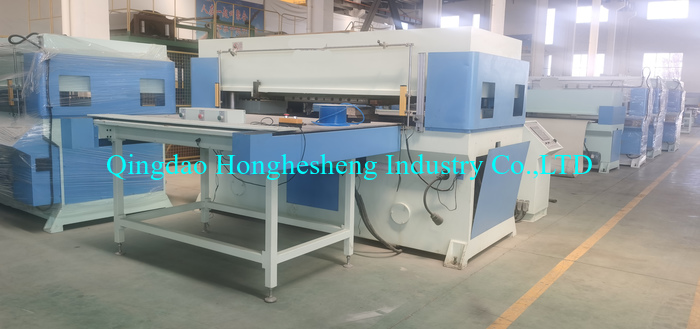 precision hydraulic new design eva slipper foam press cutting machine