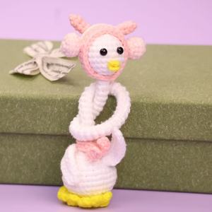 Uzun Boyunlu Tembel Hayvan Kolye Ucu Düğümlenebilir DIY Tığ İşi Bebek Yün İpliği Karikatür Desenli Sevimli ve İlginç Çanta Süsü TV Temalı <span class=keywords><strong>Kawaii</strong></span> Ürünleri - Product Image 4