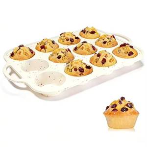 MUYULINS - Molde para Pastel de Silicona Antiadherente de 12 Tazas, con Marco Reforzado de Metal, Tamaño Regular, con Asa - Product Image 1