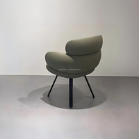 Chaise de salle à manger pivotante en cuir italien moderne avec dossier, fauteuil rembourré minimaliste de luxe, pieds en métal pour la maison, l'hôtel, la villa