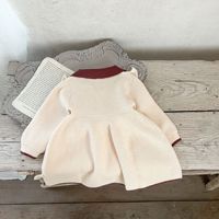 Nouveau printemps bébé fille mignon col de poupée doux robe pull tricoté bébé robe
