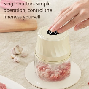 Mini <span class=keywords><strong>hachoir</strong></span> à <span class=keywords><strong>viande</strong></span> électrique en verre durable avec 3 lames anti-colmatage, pour aliments pour bébés et ail, idéal pour la cuisine domestique - Product Image 3