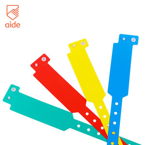 OEM مخصصة PVC فينيل سوار معصم واسع للاستعمال مرة واحدة مقاوم للماء سوار معصم معرف للأحداث حفلة فندق - Product Image 1