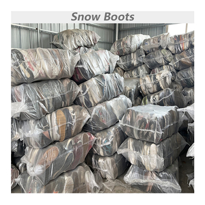 Vente en gros <span class=keywords><strong>de</strong></span> chaussures d'<span class=keywords><strong>occasion</strong></span> <span class=keywords><strong>de</strong></span> marque, chaussures d'<span class=keywords><strong>occasion</strong></span>, <span class=keywords><strong>bottes</strong></span> <span class=keywords><strong>de</strong></span> <span class=keywords><strong>neige</strong></span>, Stock mixte - Product Image 1
