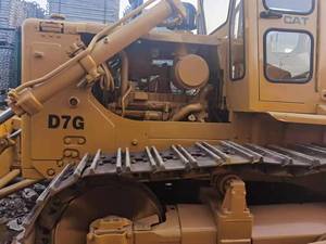 Bouteur sur chenilles Caterpillar D7G d'occasion, modèle 2023, capacité de bulldozing de 8,6 m, puissance de 90 CV, entièrement reconditionné, prêt pour le terrain - Product Image 5