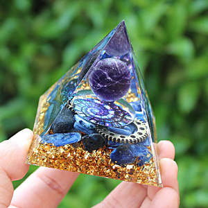 <b>Crystal</b> <b>Chip</b> Pyramid Resin Epoxy Craft Desktop Ornament Home Decoration Lotus Gear Pattern - Product Image 2