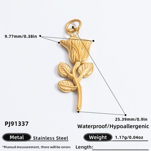 Oro Vintage artigianale in acciaio inossidabile 3D Love Flower Flower Rose charm con ciondolo a conchiglia per <span class=keywords><strong>la</strong></span> personalizzazione del supporto all'ingrosso - Product Image 3
