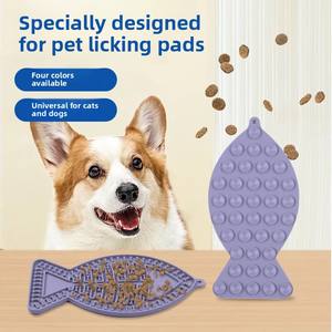 Venda por Atacado de Acessórios Ecológicos para Animais de Estimação, Tigela de Alimentação Lenta em Silicone em Forma de Peixe com Ventosas para Cães e Gatos 0.5kg - Product Image 1