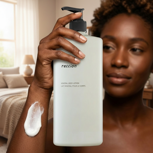 Loción Corporal Iluminadora con Niacinamida al 5%, Loción Antioxidante con Vitamina C <span class=keywords><strong>para</strong></span> una Piel Radiante, Loción Corporal Blanqueadora - Product Image 4