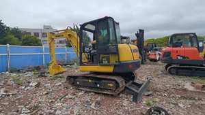 Mini pelle hydraulique sur chenilles KOMATSU d'origine du Japon pour la construction de fermes et de routes Mini-pelle PC56-7 KOMATSU d'occasion Offre Spéciale - Product Image 4