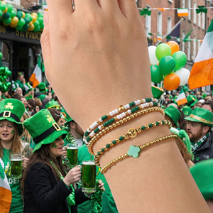 Braccialetti Go2boho per la Festa di San Patrizio, Set di Bracciali Impilabili con Perline Verdi e Dorate per Outfit da Festa Irlandese - Product Image 3