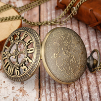 Reloj de Bolsillo de Cuarzo con Cadena y Marco Metálico Hueco con Números Arábigos, Estilo Retro