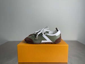 Zapatos planos de lujo para parejas, para uso casual, hechos de cuero suave, ligeros y adecuados para caminar y correr. - Product Image 4