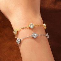 Nouveaux Bracelets et Joncs Brillants en Gros, Chaîne Trèfle à Quatre Feuilles, Charme Floral Doux, Bracelet en Moissanite Naturelle pour Femme