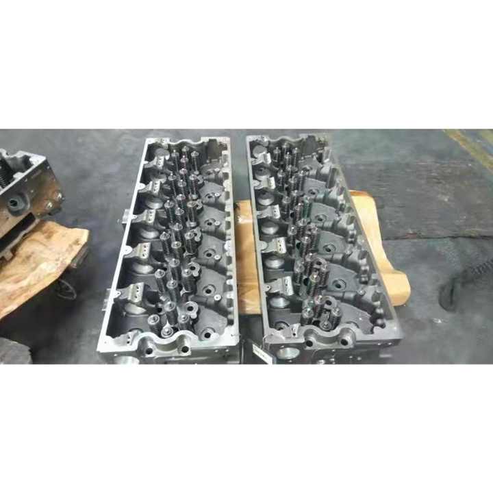 QSX15 ISX15 X15 Diesel Engine Cylinder Head 4298236 3686660 