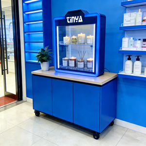 Vitrine <span class=keywords><strong>de</strong></span> présentation Tinya avec éclairage LED RGB personnalisé, en acrylique, pour le rangement <span class=keywords><strong>de</strong></span> crèmes <span class=keywords><strong>de</strong></span> soin <span class=keywords><strong>de</strong></span> base, <span class=keywords><strong>de</strong></span> maquillage, pour comptoir <span class=keywords><strong>de</strong></span> vente au détail, magasin - Product Image 3