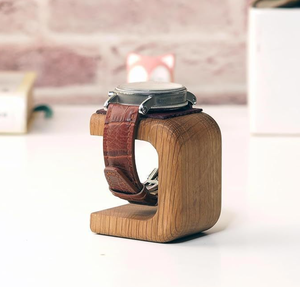 Soporte de Madera para Relojes, Forma Rectangular de Roble, Soporte para Correas de Cuero Marrón, Exhibidor de Joyas y Relojes - Product Image 2