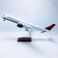 Geüpgradede 47cm spraakgestuurde LED-lichtstrip wiel van harsmateriaal A350 vliegtuigmodel A350-900 Delta Air Lines kleurenverpakking