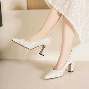 Escarpins à talon carré et bout pointu à paillettes pour mariée, toutes saisons, à enfiler, tendance mode, chaussures pour femmes 7188E - Product Image 1