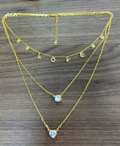 Collier superposé avec lettres LOVE pour la Saint-Valentin, plaqué or 18 carats, laiton, multi-brins, avec cœurs en zircon cubique, empilable, pour femmes, vente en gros - Product Image 3