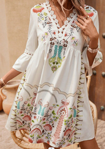 Vestido Nuevo de Verano con Estampado Étnico y Cuello en V Estilo Bohemio, Éxito de Ventas en Europa - Product Image 6