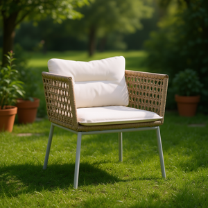 Sedia da Giardino in Legno di Acacia con Rattan PE Beige e Telaio in Acciaio Verniciato a Polvere - Elegante Arredo da Esterno - Product Image 2