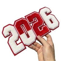 Écussons en chenille sur mesure 2026, grands numéros universitaires, badges brodés en tissu éponge pour vestes et sweats à capuche de style Letterman