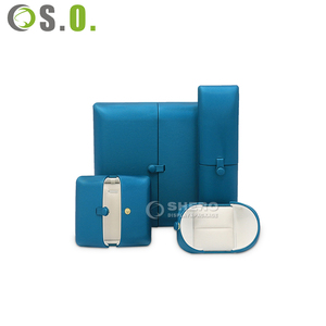 Wholesale Green Hot Sell <b>Jewelry</b> Package Set PU <b>Leather</b> Necklace Ring <b>Jewelry</b> Packaging Box with Logo - Product Image 4