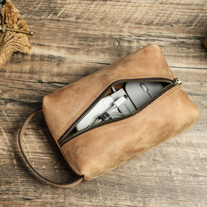 Pochette de rangement minimaliste en cuir véritable Crazy Horse pour accessoires électroniques et gadgets de voyage, idéale comme cadeau - Product Image 4