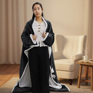 Cape à capuche portable, pull, poncho, couverture avec manches et poches pour les pieds, couverture chauffante portable de taille standard - Product Image 1