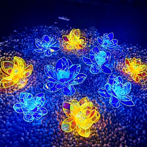 Lampes LED d'extérieur IP65 en forme de sculpture florale pour la décoration des places publiques, des parcs et de Noël - Product Image 1