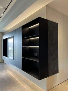 Meuble TV moderne en bois avec support réglable et rangement pour salon, chambre, bureau, hôtel, style panneau - Product Image 2