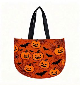 Sacs cadeaux promotionnels personnalisés sur le thème d'Halloween, vente d'usine, sacs de shopping réutilisables en tissu non tissé, sac fourre-tout demi-lune - Product Image 1