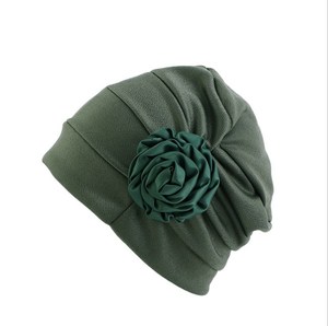 Mode coloré femmes <span class=keywords><strong>chimio</strong></span> Cap <span class=keywords><strong>Turban</strong></span> chapeaux <span class=keywords><strong>pas</strong></span> <span class=keywords><strong>cher</strong></span> église chapeau vente plaine unique fleur bonnet - Product Image 4
