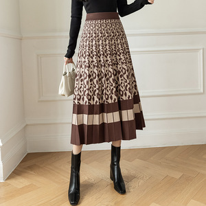 <span class=keywords><strong>Longue</strong></span> <span class=keywords><strong>jupe</strong></span>-pull évasée tricotée pour femmes, nouveauté, automne, <span class=keywords><strong>hiver</strong></span>, élastique, taille haute, plissée, maxi, coupe trapèze, pull-over - Product Image 5