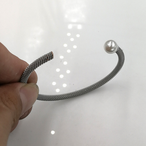 Pulsera de Malla con Cuentas Redondas de Acero Inoxidable para Mujer, Diseño de Oso, Lista para Enviar, Catálogo de Osos, Joyería de Moda, Regalo - Product Image 6