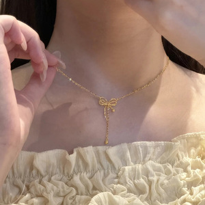 Nuova Collana 2026 Serie Principessa Fugitiva con Fiocco Dorato e Nappe, Diamanti, Catena Geometrica in Ottone Figaro da <span class=keywords><strong>Donna</strong></span>, Trendy per Anniversario - Product Image 4