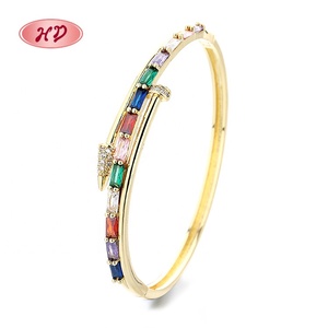 Bracciali di Gioielleria Raffinata Placcati in Oro 18K con Combinazione di Colori Personalizzabile a Prezzo di Fabbrica per Donne - Product Image 3