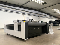 Máquina de Corte Oscilante Industrial Totalmente Automática CNC para Revestimiento de Tableros de Cuero Artificial PVC para Interiores de Automóviles