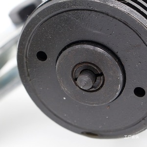 Junxia Hydraulic <b>Puller</b> DYF5T 3-Jaw Manual Electric Bearing Remover Steel Alloy Tool - Product Image 3